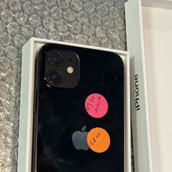 iPhone 12 128GB UNLOCKED 