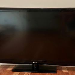 LG TV 42”