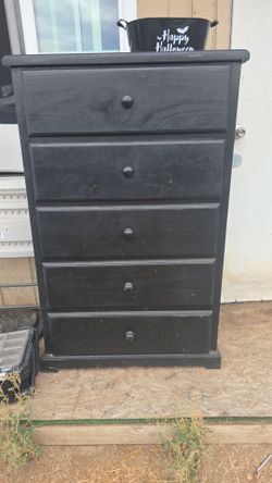 Dresser
