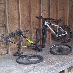 eBike Frames, Chains, Wheels (Need Repair)