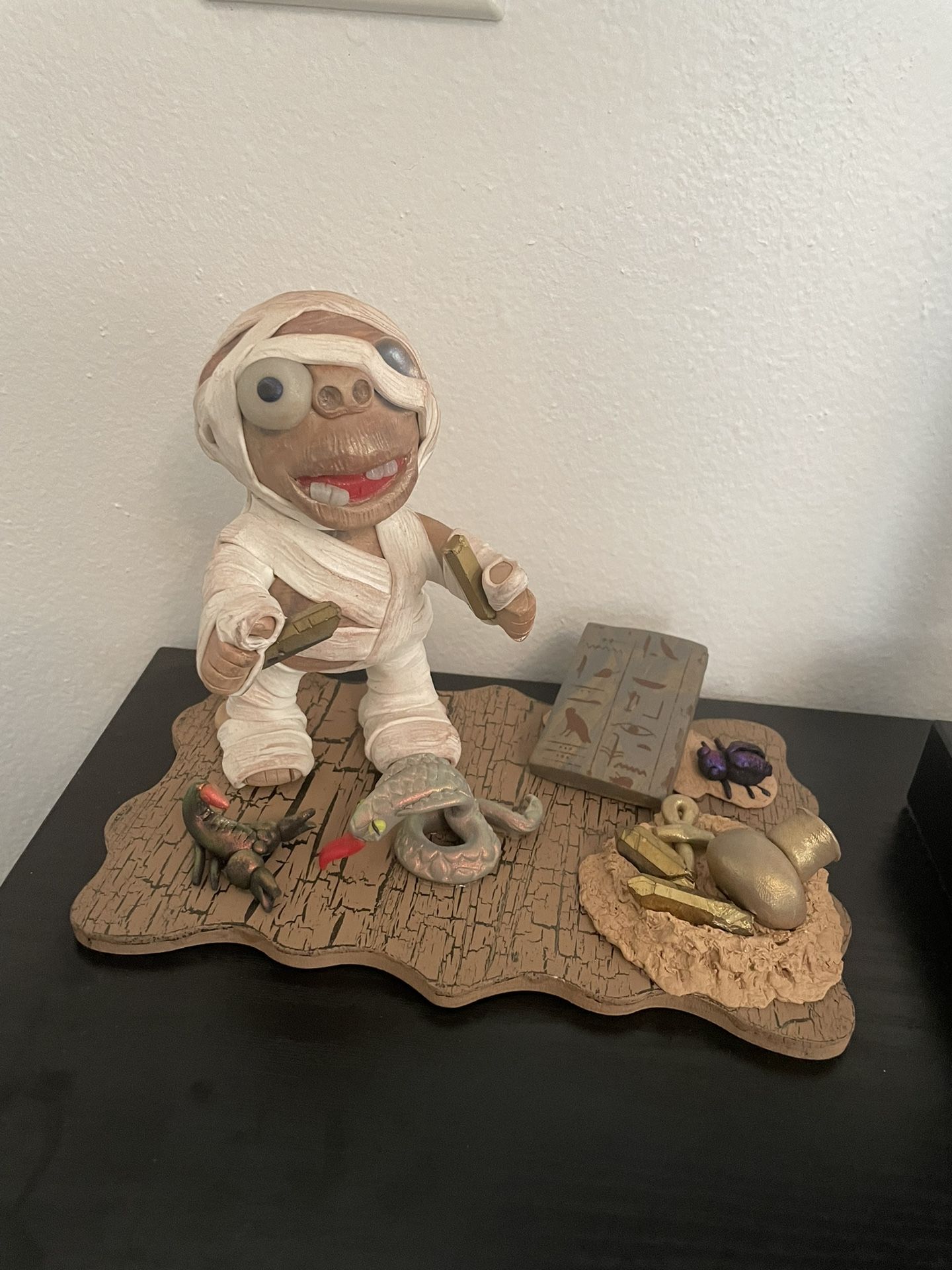 Mummy Sculpture