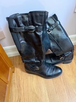 Black Tall Buckle Boots - Women’s Size 7.5M Item Details Table