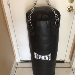PUNCHING BAG BRAND NEW 70 POUNDS FILLED FOR BOXING 🥊 🔥🔥🔥