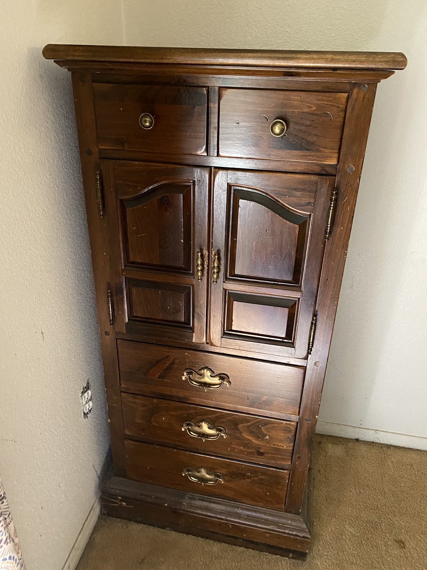 Jewelry Box Chest