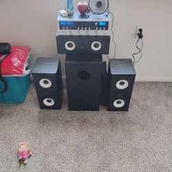 Bluetooth Stereo System Works Great
