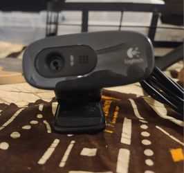 Logitech C270 Hd Computer Webcam, 1280 Pixels X 720 Pixels, 1 Mp