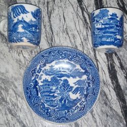 Japenese Willow Rare Sugar Bowl And Two Coffee Cups