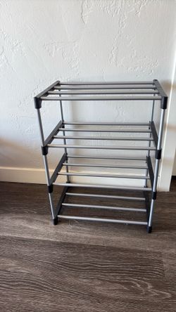 Shoe shelf