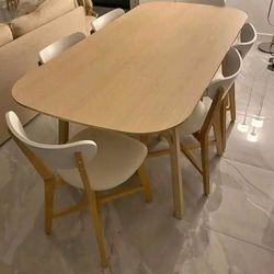 Dinning Table And Chairs