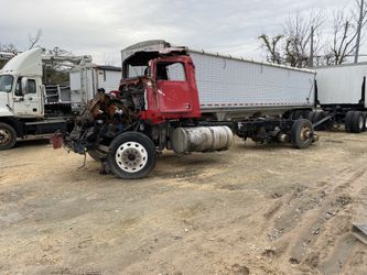 Kenworth T600 Parts/partes