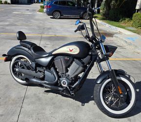 2012 Victory Highball