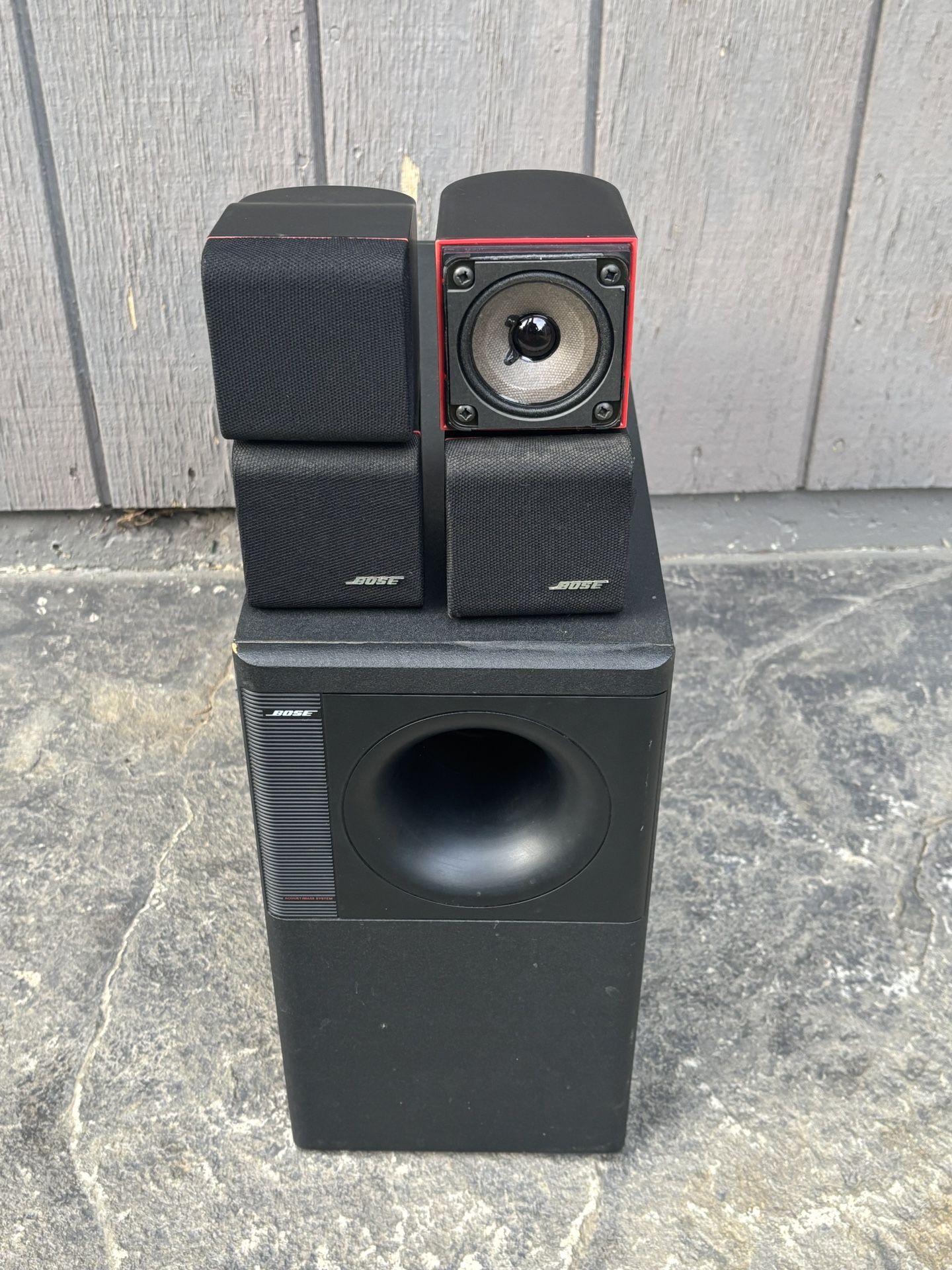 Bose acoustimass 5 series II subwoofer with speaker