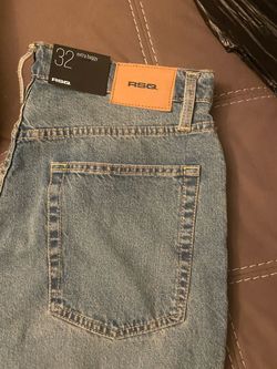 Baggy jeans