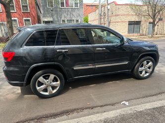 2011 JEEP GRAND CHEROKEE OVERLAND