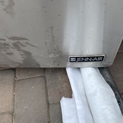 Jenn Air Dishwasher 