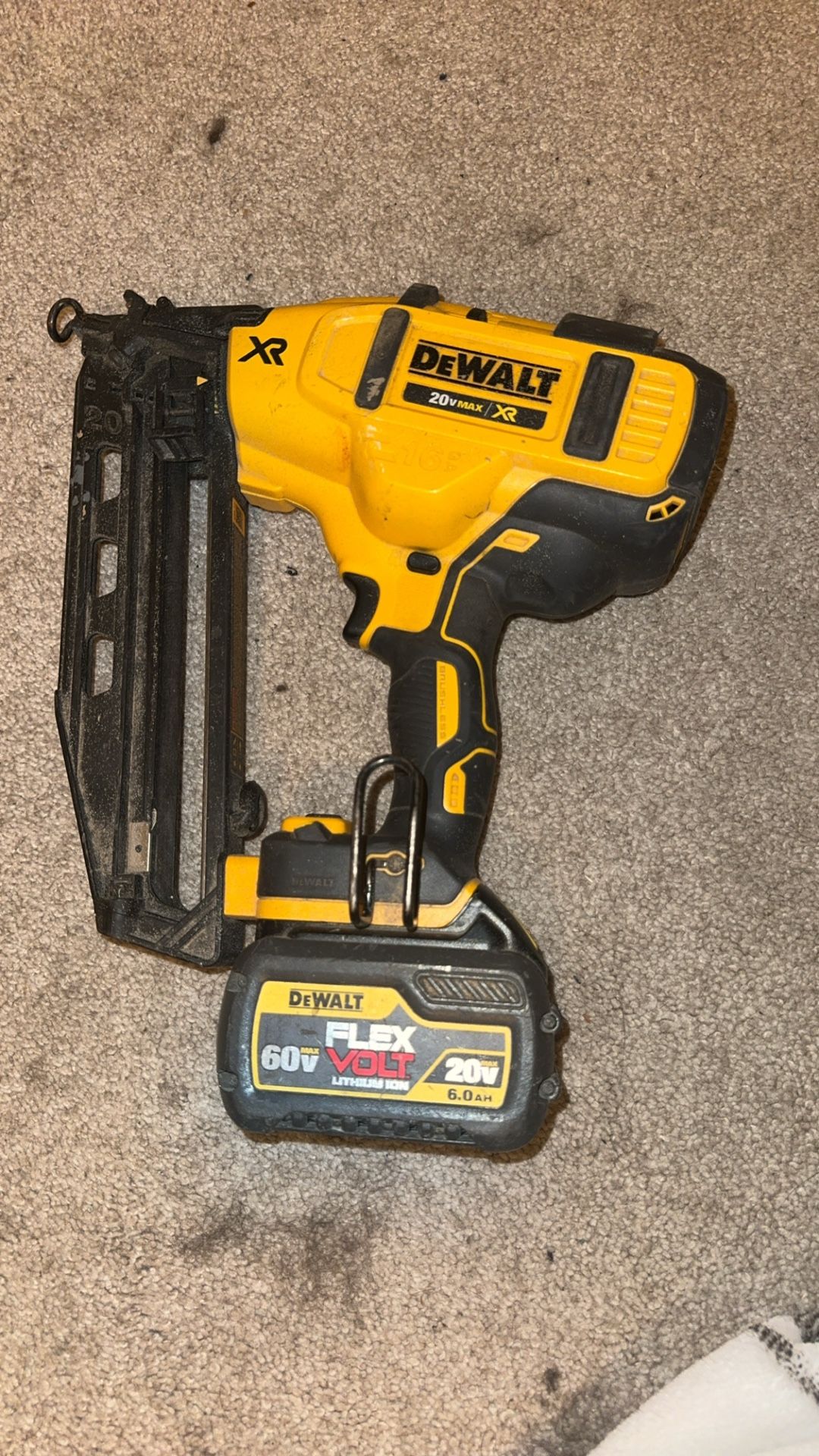 Dewalt Cordless Finish Nailer 16GA 2.0
