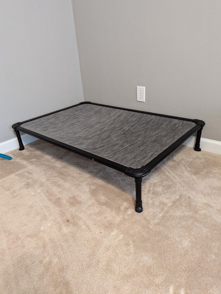 Elevated Dog Bed