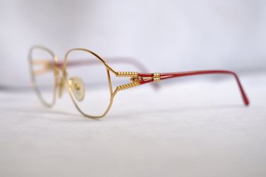 Cristian Dior 1980 gold & red frame