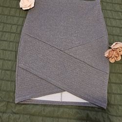 Joe Benbasset Gray Skirt with Asymmetrical Front Design Size XSmall