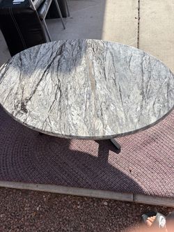 Round Top Table