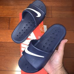 Nike Kawa Shower Slides “Mightnight Navy” sizes 6-7
