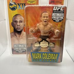 UFC Round 5 Collectible Figures