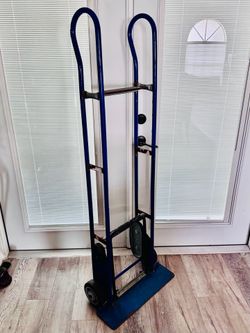 HAND TRUCK DOLLY