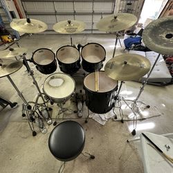2012 Pearl Drum Set 