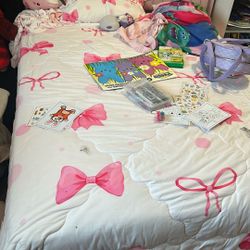 Full Size Bed 