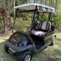 SUPER CLEAN CUSTOM 48 VOLT CLUB CAR GOLF CART!! RUNS AND DRIVES GREAT!!