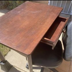 Kinder Kraft Table