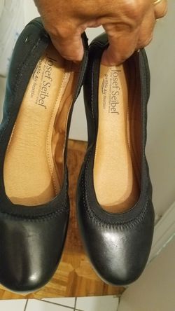 New joseph soiebel flats very comfy sz9 if up i hve thm blk