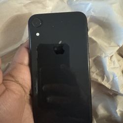 Apple iPhone XR UNLOCKED 