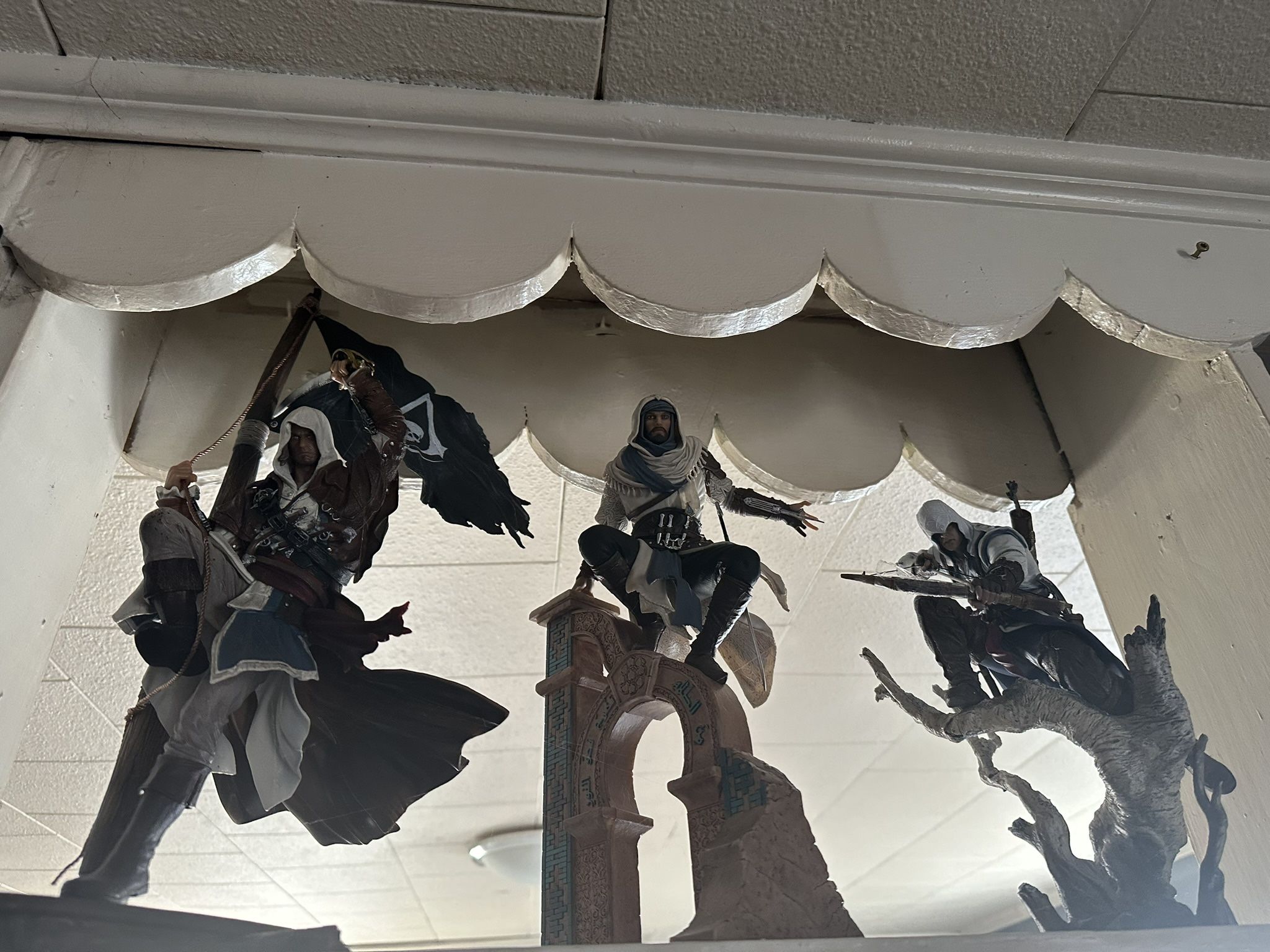 Assassins Creed Statue Bundle