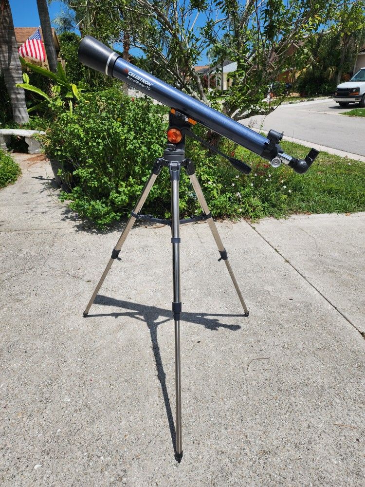 Celestron 70