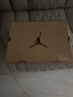 Jordan size 12 men  talla 12 de hombre