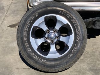 BRAND NEW JEEP spare tire 