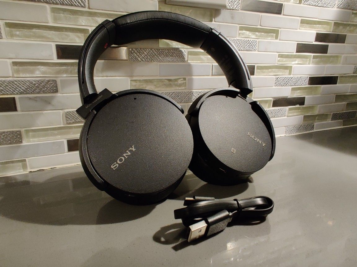 Sony Extra Bass Wireless BT Headphones