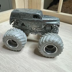 Grave Digger Collector All Silver 