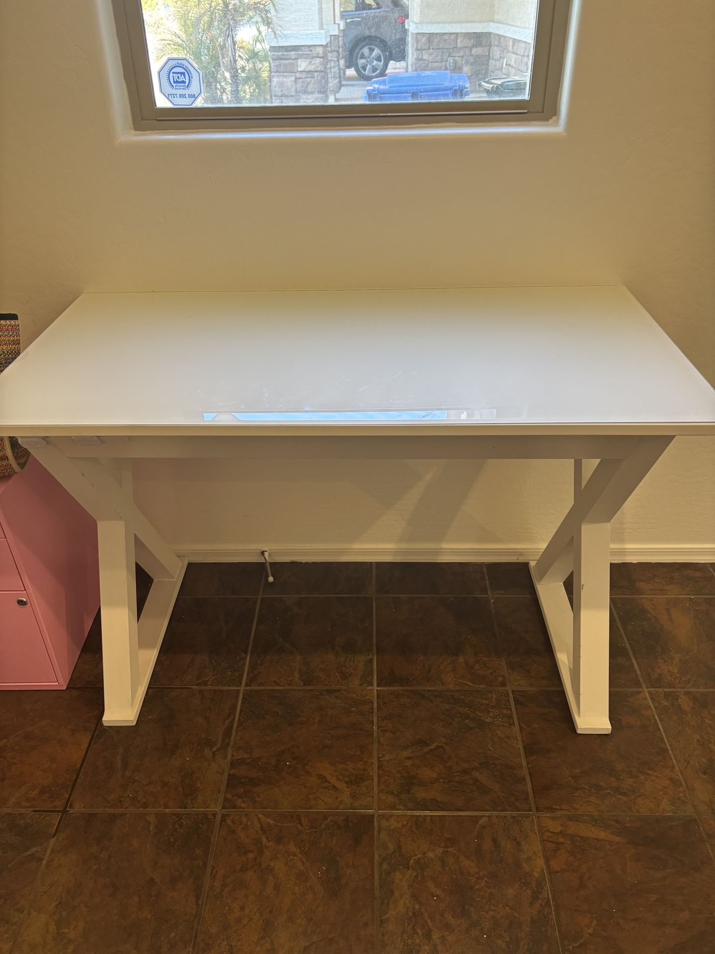 White Desk With glass Top