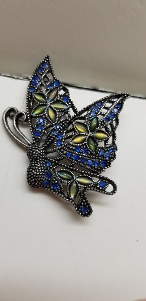 Exquisite Vintage Butterfly Brooch