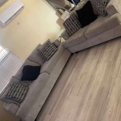 Sofas Set