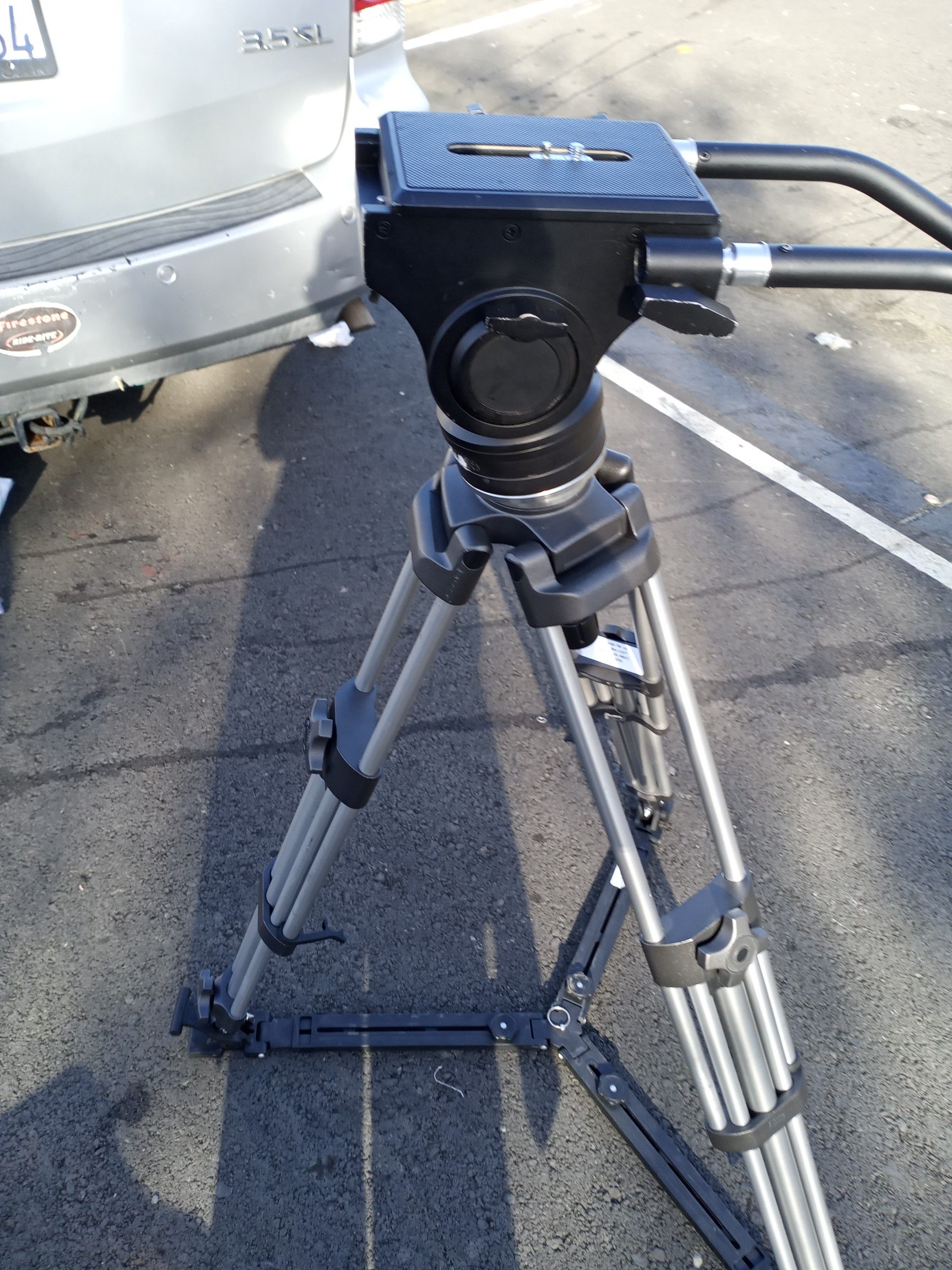 Video camera stand in great condition