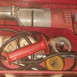 Milwaukee Offset Drill With Bits 