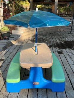 Little Tikes Foldable Picnic Table
