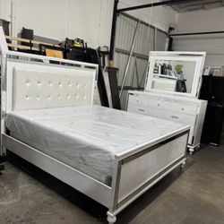  King Bedroom Set $499