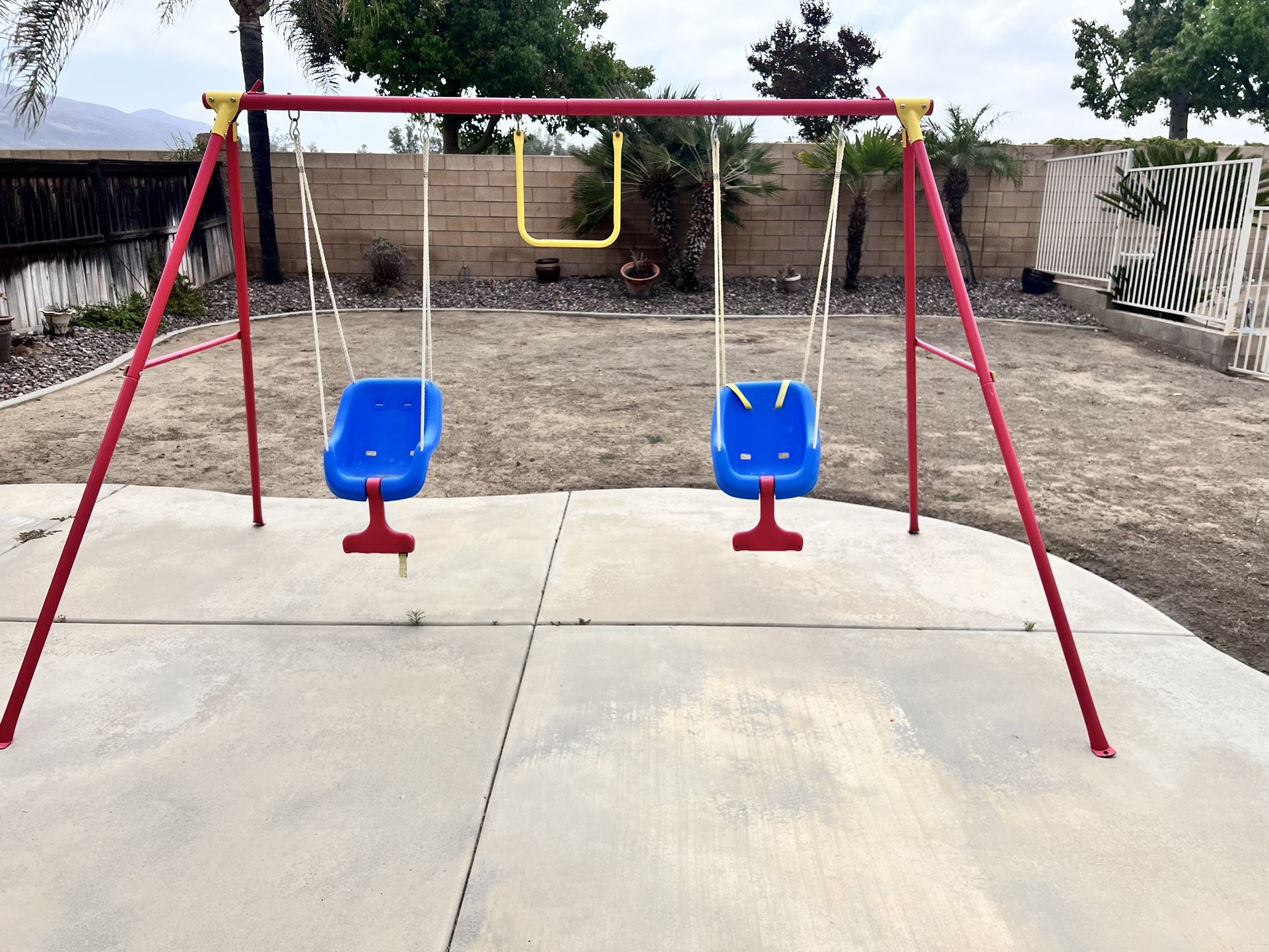 SWING SET