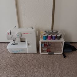 Singer Sewing Machine 1304