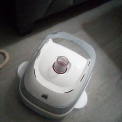 Hayward Navigator Pool Vacuum 