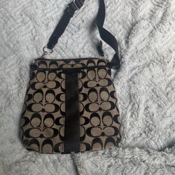 Vintage Coach cross body Purse